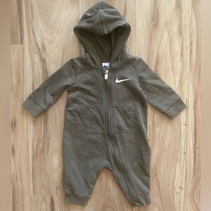 Nike Infant Hooded Zip Up Olive Green Onsie Size 3 Months